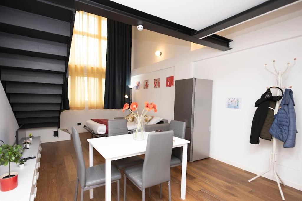 Darsena Charming Apartment By 101Flats Milano Dış mekan fotoğraf